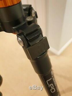 3 Legged Thing Equinox LEO Carbon Fibre Tripod System & AirHed Switch