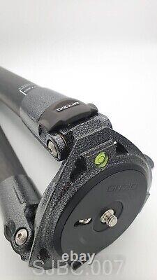 GITZO GT5542LS Series 5 Systematic 4 Section Carbon Fibre Tripod Holds 40KG