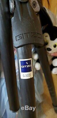 Gitzo g2227 Carbon Fiber Tripod/ Manfrotto 701HDV Excellent