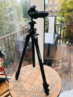 Manfrotto 055 (055CXPRO3) carbon fibre 3-section photo tripod with 322RC2 Head